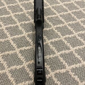 Croc 1” Hair Straightening Iron - Like New!